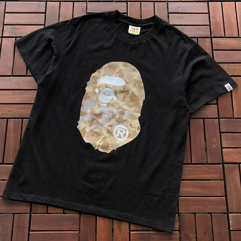 BAPE T-SHIRT 66072212 (im 185CM 70KG iwear size M in the photo)