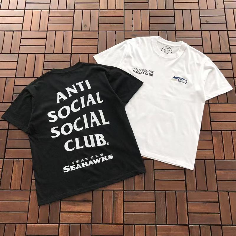 ANTI SOCIAL SOCIAL CLUB T-SHIRT 55041593 (im 185CM 70KG iwear size M in the photo)