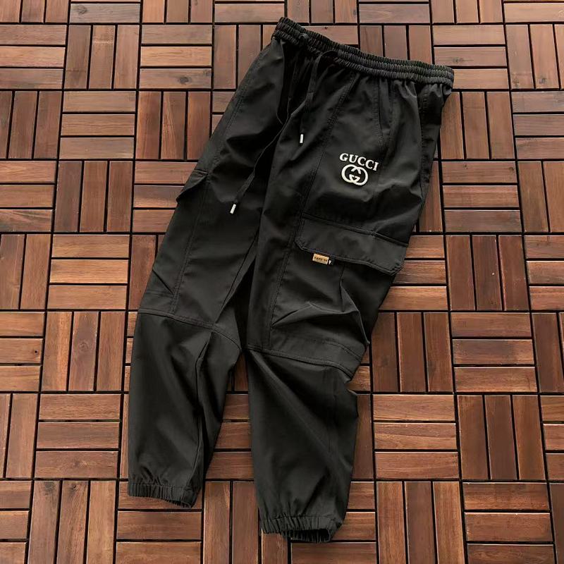 GUCCI TROUSERS 77010601 (im 180CM 68KG iwear size L in the photo)