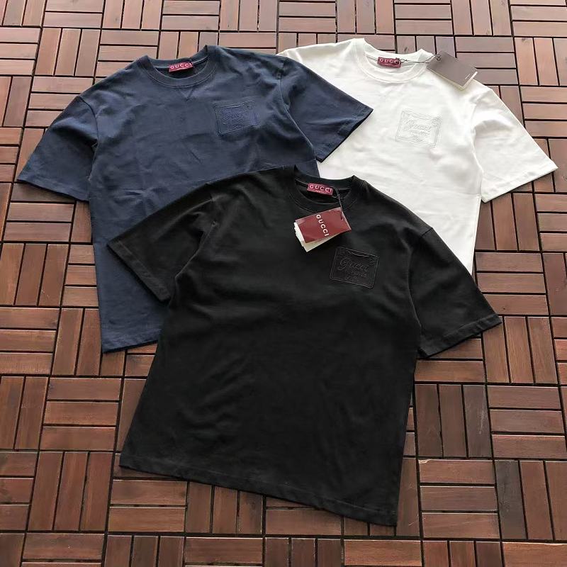 GUCCI T-SHIRT 66042220 (im 176CM 58KG iwear size S in the photo)