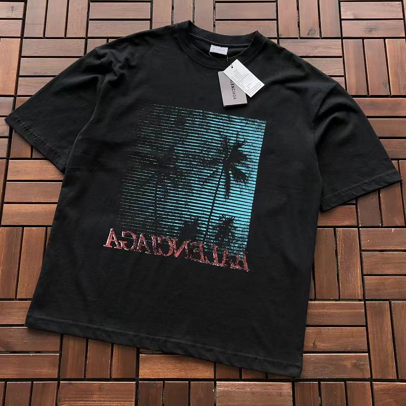 BALENCIAGA T-SHIRT 66052522 (im 185CM 70KG iwear size M in the photo)
