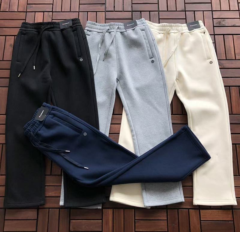 LULULEMON TROUSERS FLEECE 22110707(im 172CM 65KG iwear size L in the photo)