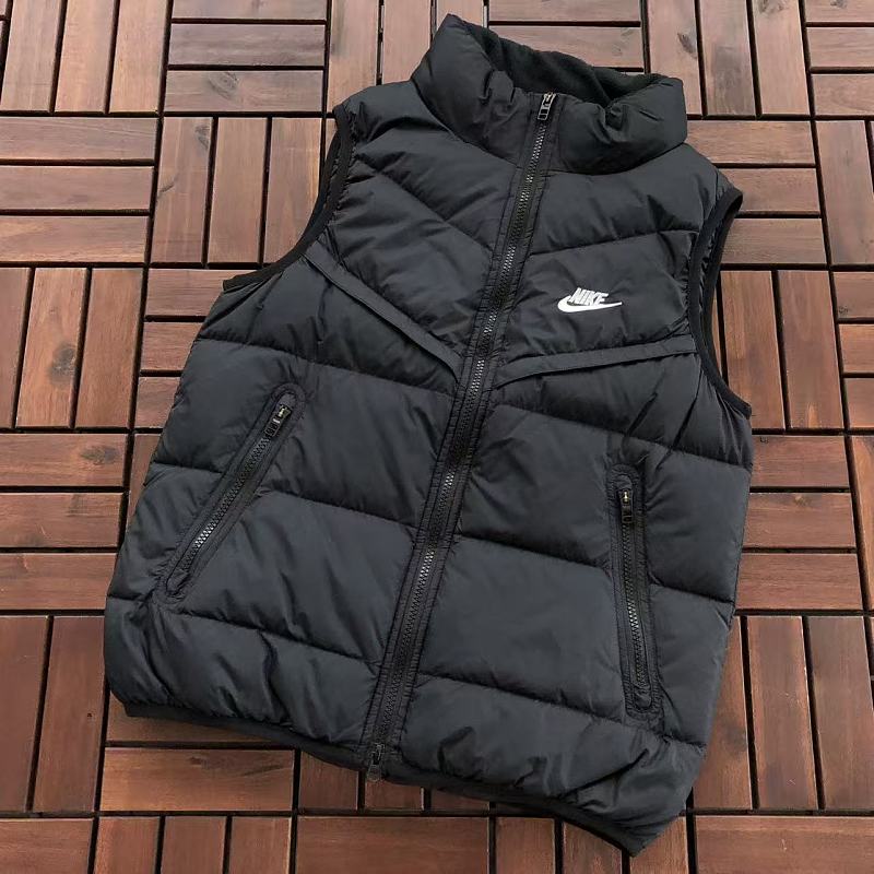 NIKE DOWN VEST 88080703 (im 185CM 70KG iwear size M in the photo)