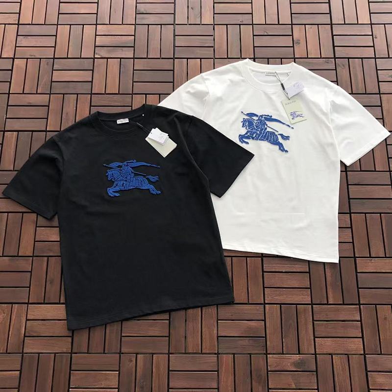 BURBERRY T-SHIRT 66011247 (im 185CM 80KG iwear size M in the photo)