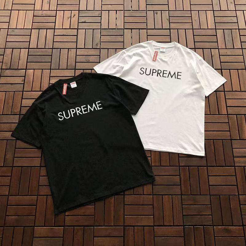 SUPREME T-SHIRT 77033005 (im 176CM 58KG iwear size M in the photo)