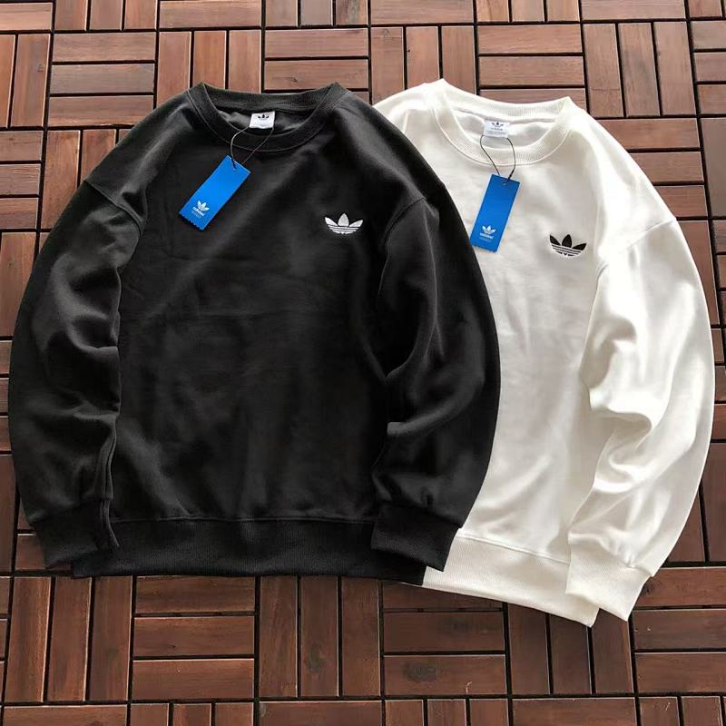ADIDAS SWEATER 22101716 (im 180CM 68KG iwear size L in the photo)