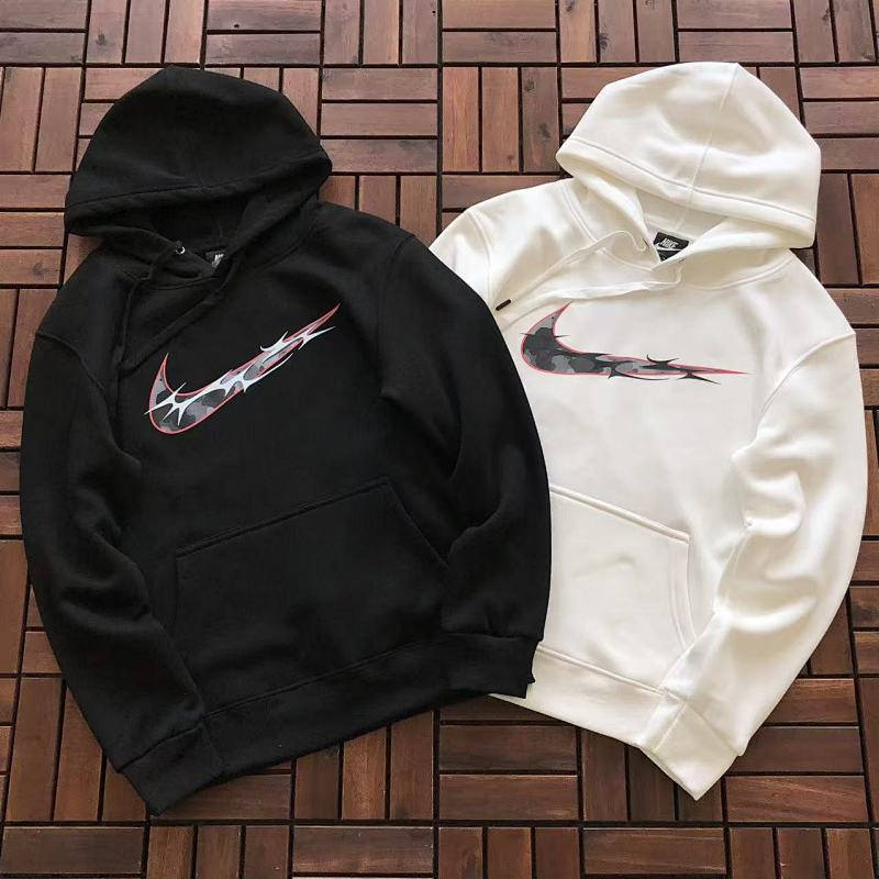 NIKE HOODIE FLEECE 22112624 (im 176CM 58KG iwear size M in the photo)