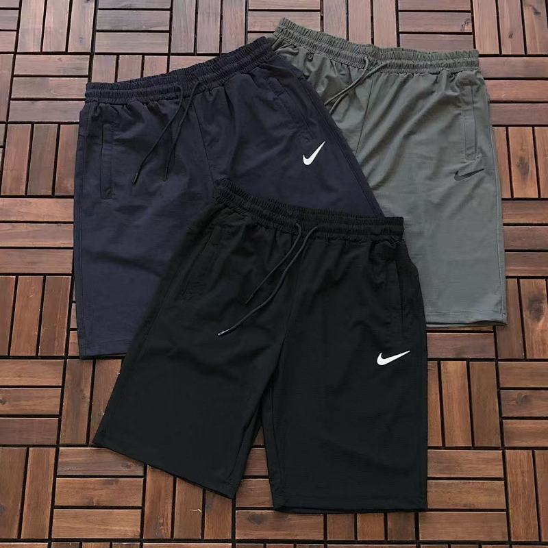 NIKE SHORTS 22111618 (im 185CM 80KG iwear size L in the photo)