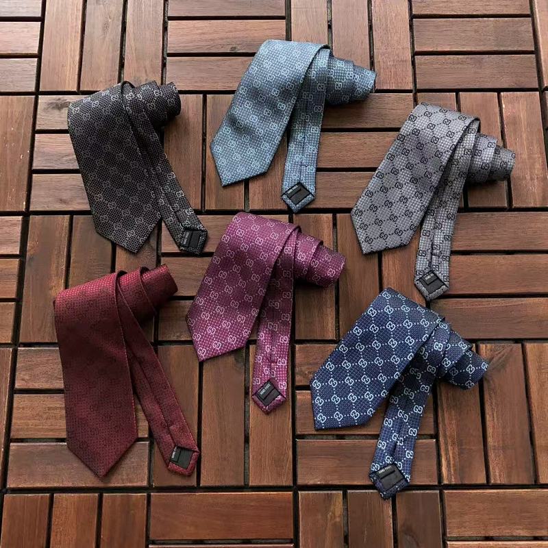 GUCCI TIE 55032441