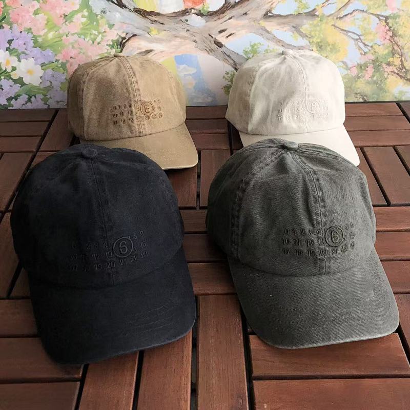 MAISON MARGIELA CAP 77031116
