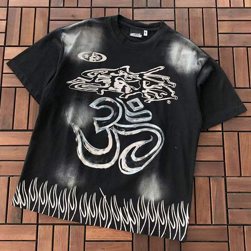 HELLSTAR T-SHIRT 77031750 (im 185CM 80KG iwear size M in the photo)