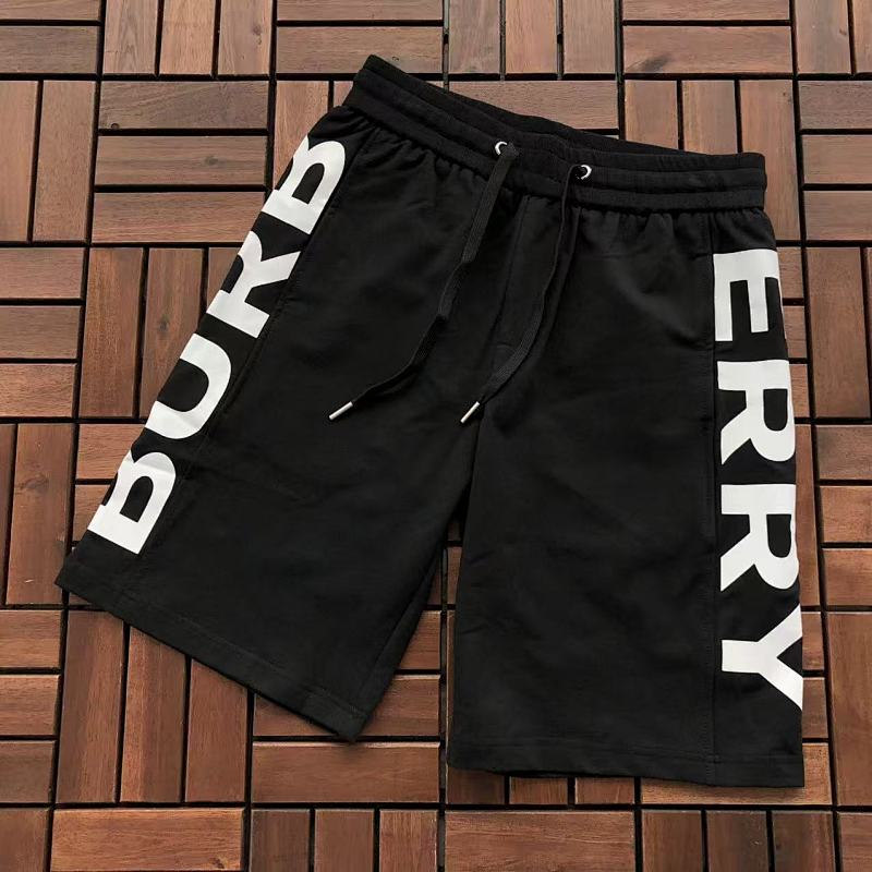 BURBERRY SHORTS 77031423 (im 185CM 70KG iwear size M in the photo)