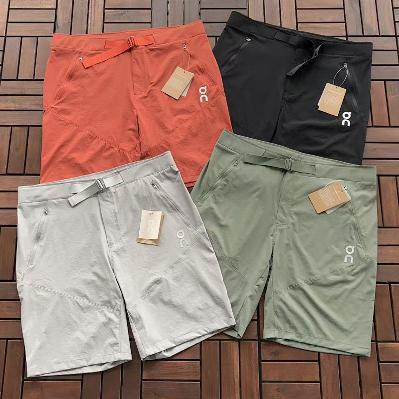 ON RUNNING SHORTS 66040637 (im 185CM 80KG iwear size XL in the photo)