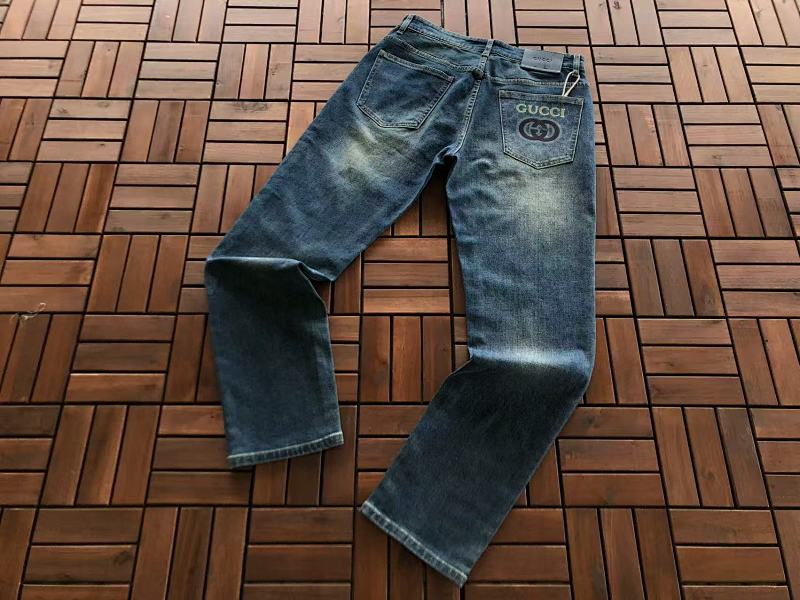 GUCCI JEANS 22091116 (im 180CM 68KG iwear size 32 in the photo）