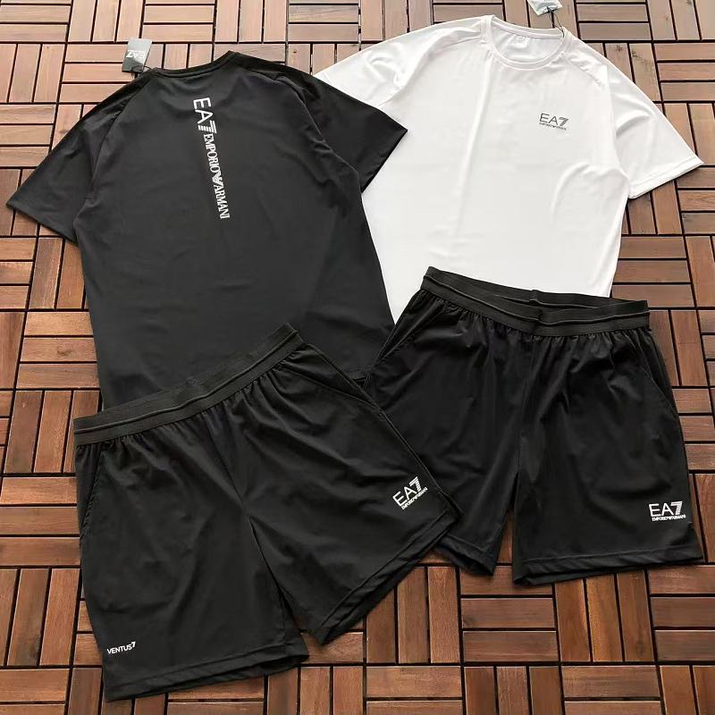 EMPORIO ARMANI T-SHIRT SHORTS 66051410 (im 185CM 80KG iwear size XL in the photo)