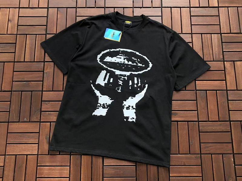 CORTEIZ T-SHIRT 33121230 (im 180CM 68KG iwear size XL in the photo)