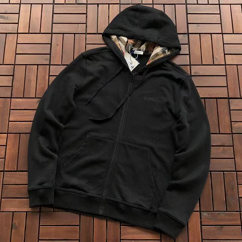 BURBERRY HOODIE 77071134 (im 185CM 70KG iwear size M in the photo)