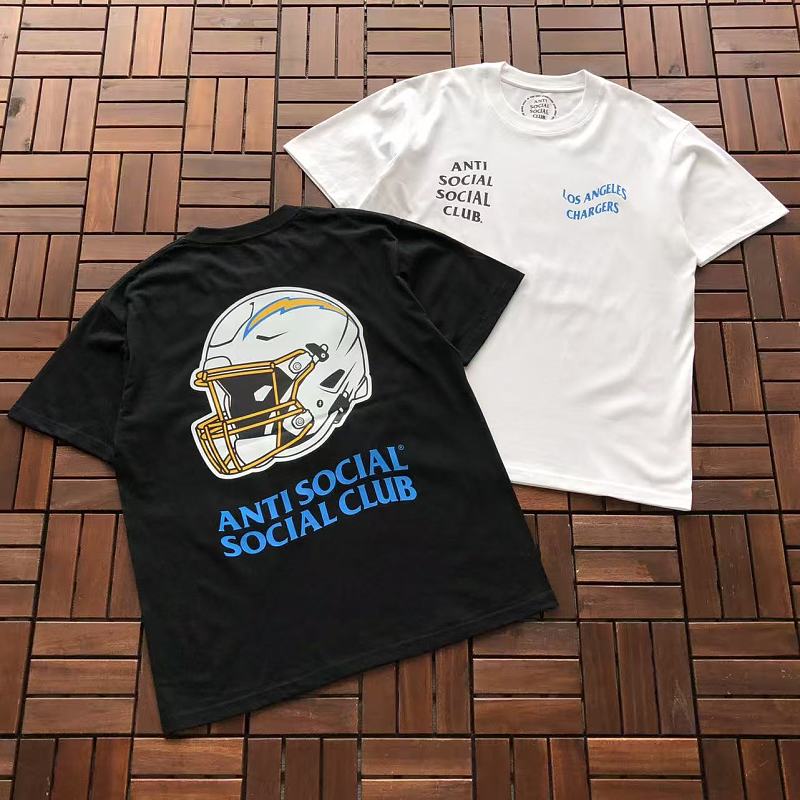 ANTI SOCIAL SOCIAL CLUB T-SHIRT 55051910 (im 185CM 70KG iwear size M in the photo)