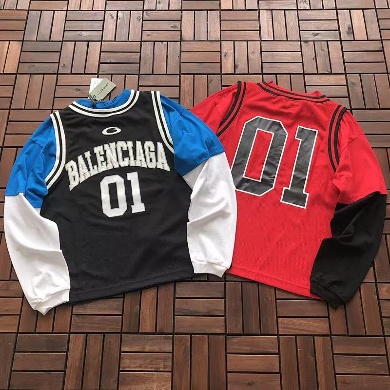 BALENCIAGA LONG-SLEEVE 11120237 (im 180CM 68KG iwear size M in the photo)