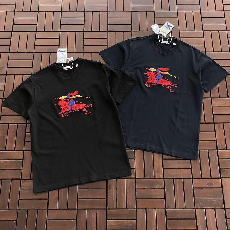 BURBERRY T-SHIRT 88061503 (im 185CM 80KG iwear size S in the photo)