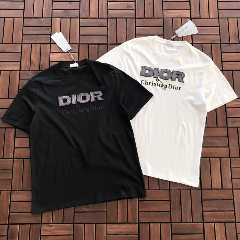 DIOR T-SHIRT 22121704 (im 185CM 80KG iwear size L in the photo)