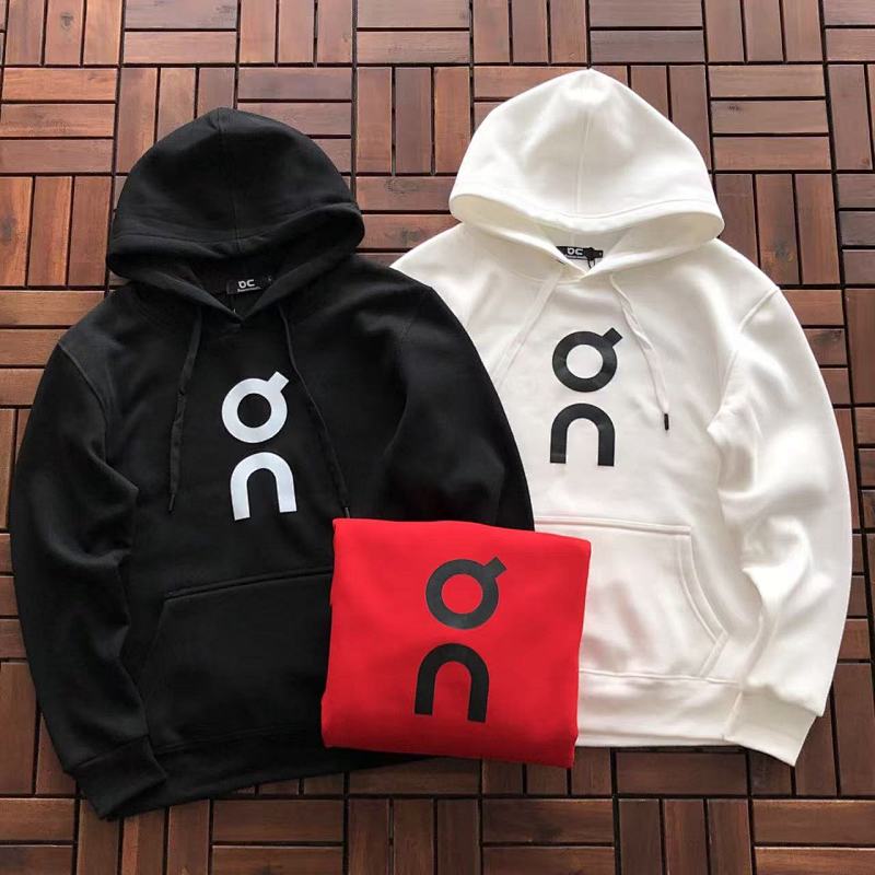ON RUNNING HOODIE FLEECE 22113035 (im 176CM 58KG iwear size M in the photo)