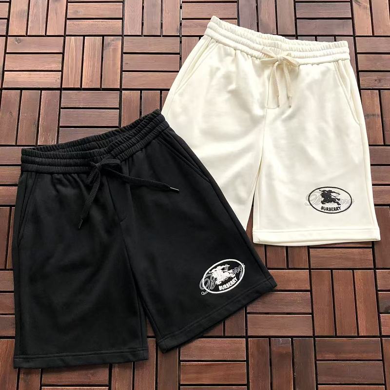 BURBERRY SHORTS 88071907 (im 185CM 80KG iwear size L in the photo)