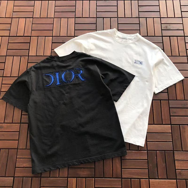 DIOR T-SHIRT 33120526 (im 176CM 58KG iwear size L in the photo)
