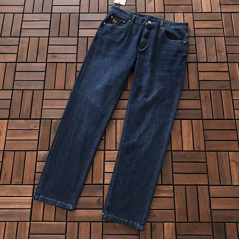 TOM FORD JEANS 22111602 (im 185CM 80KG iwear size 33 in the photo)