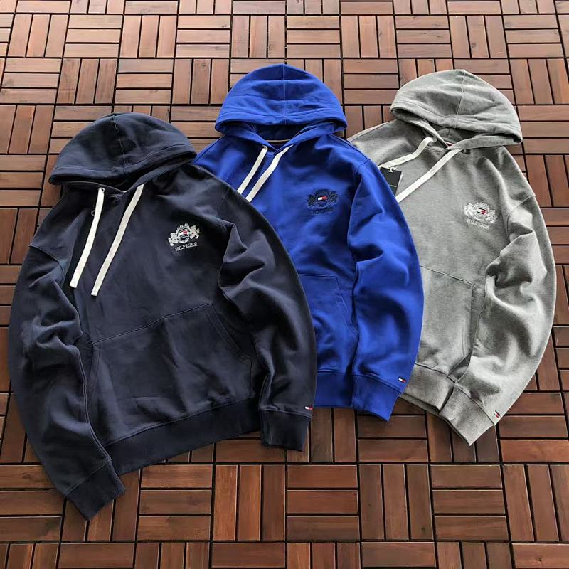T 🔥🔥🔥 H🔥🔥🔥R HOODIE 22092350 (im 180CM 68KG iwear size L in the photo)