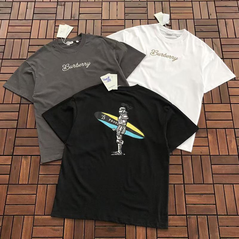 BURBERRY T-SHIRT 66042015 (im 176CM 58KG iwear size M in the photo)