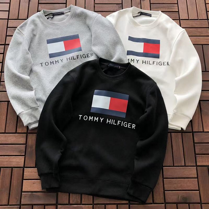 T 🔥🔥🔥 H🔥🔥🔥R SWEATER FLEECE 22112749 (im 176CM 58KG iwear size M in the photo)