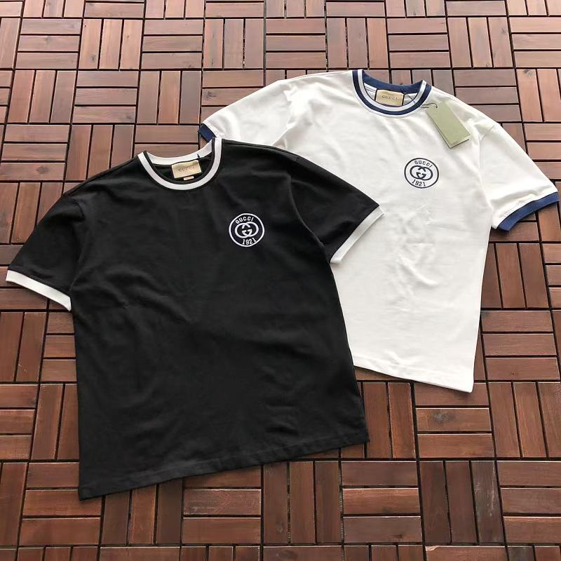 GUCCI T-SHIRT 66042240 (im 176CM 58KG iwear size S in the photo)