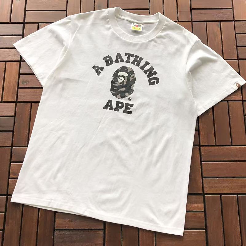 BAPE T-SHIRT 66072270 (im 185CM 70KG iwear size M in the photo)