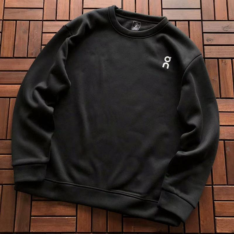 ON RUNNING SWEATER FLEECE 22111139 (im 185CM 80KG iwear size L in the photo)