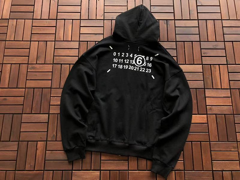 MAISON MARGIELA HOODIE 33101354 (im 180CM 68KG iwear size 48 in the photo)