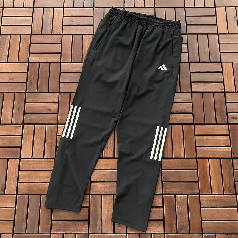 ADIDAS TROUSERS 88070859 (im 185CM 80KG iwear size L in the photo)
