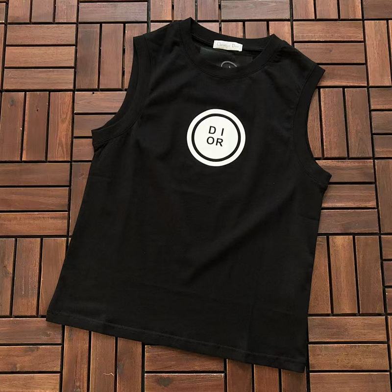 DIOR VEST (im 176CM 58KG iwear size M in the photo)