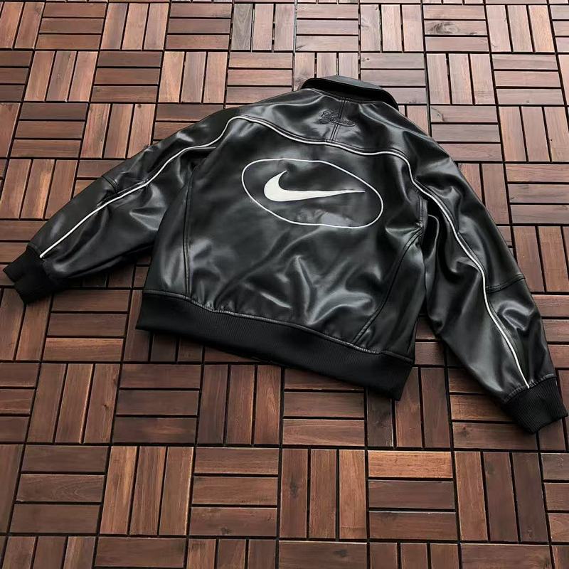 NIKE& SUPREME JACKET 88010608 (im 176CM 58KG iwear size S in the photo)