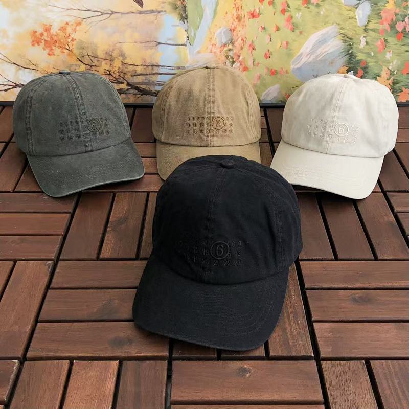 MAISON MARGIELA CAP 55031903