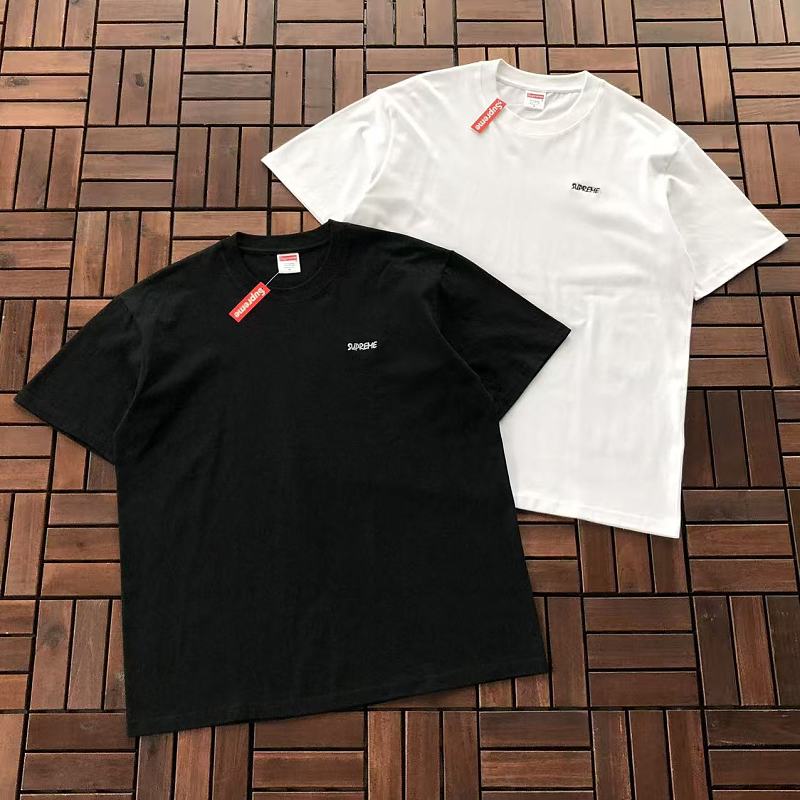 SUPREME T-SHIRT 77042021 (im 185CM 80KG iwear size M in the photo)