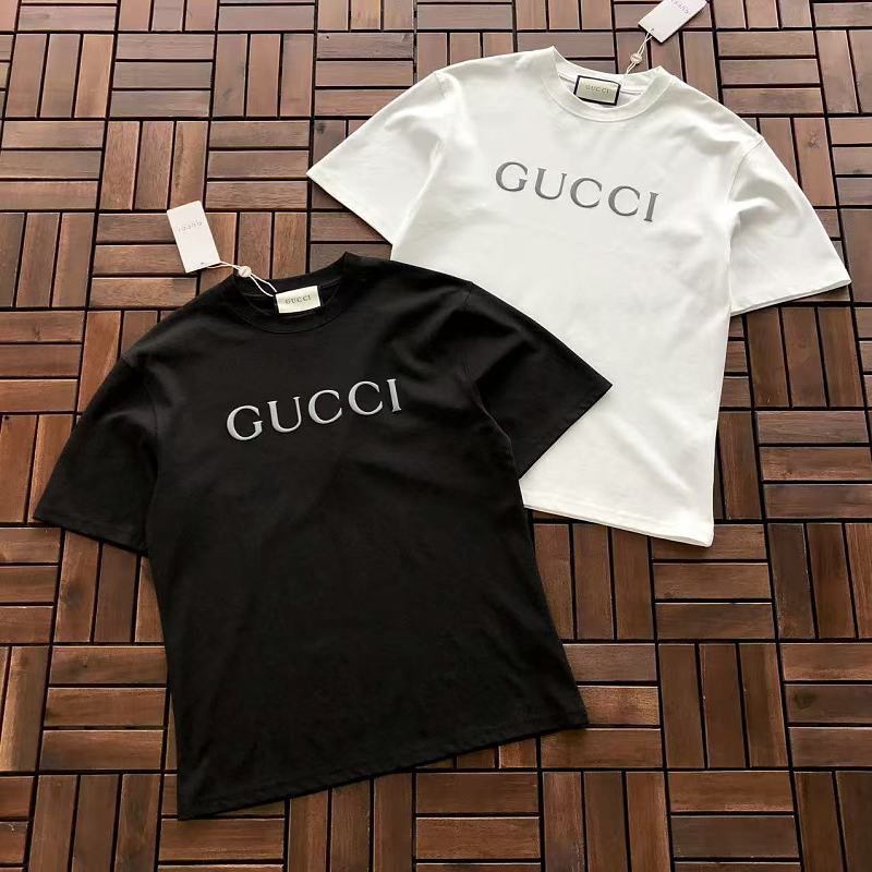 GUCCI T-SHIRT 88061705 (im 185CM 70KG iwear size L in the photo)