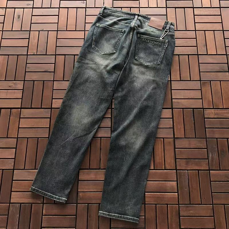 BALENCIAGA JEANS 66062564 (im 180CM 68KG iwear size 34 in the photo)