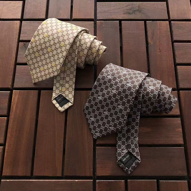 GUCCI TIE 55032753