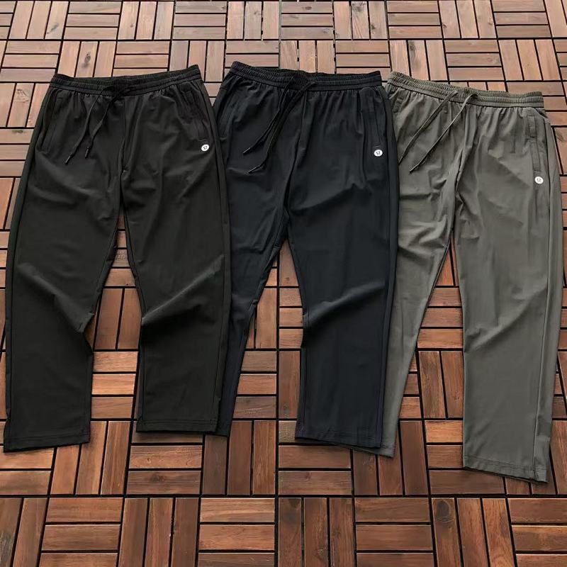 LULULEMON TROUSERS 66010309 (im 185CM 80KG iwear size 2XL in the photo)