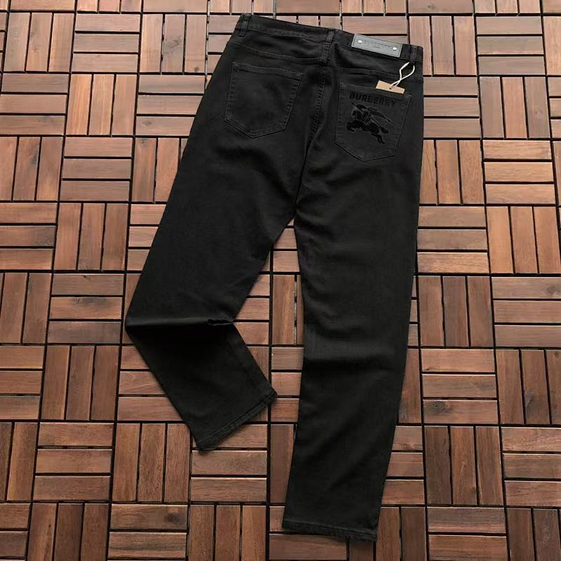 BURBERRY JEANS 66032048 (im 185CM 80KG iwear size 33 in the photo)