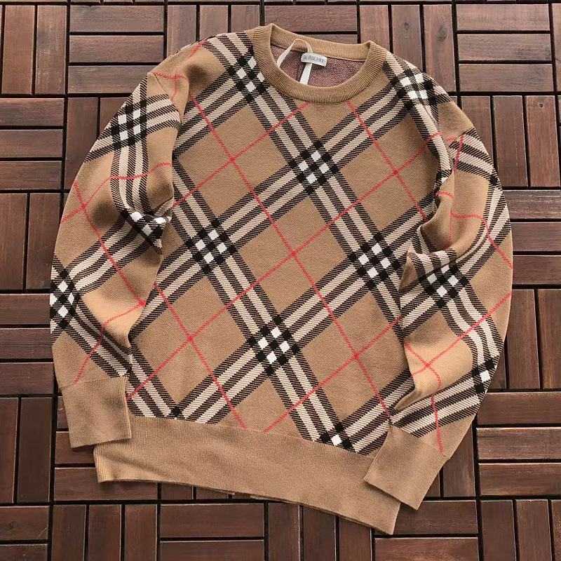 BURBERRY SWEATER 77082102 (im 180CM 68KG iwear size M in the photo)