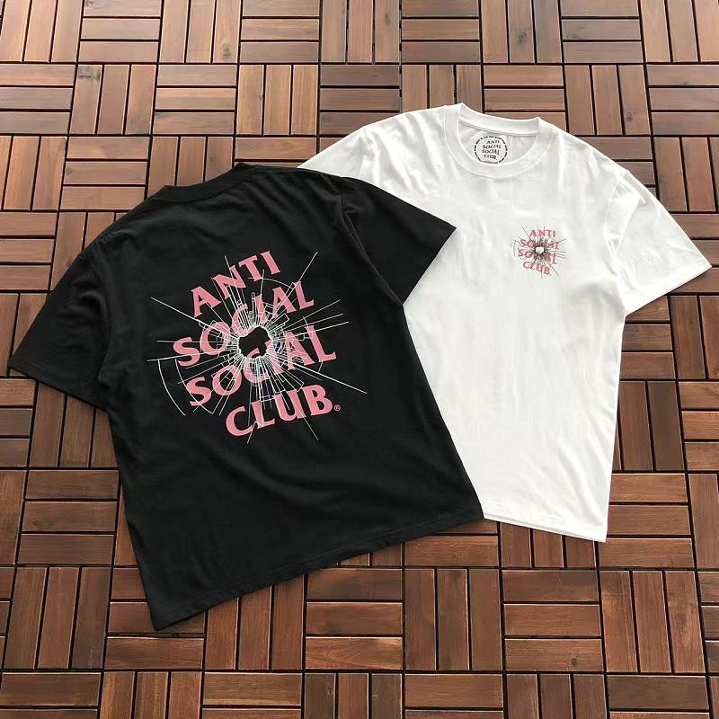 ANTI SOCIAL SOCIAL CLUB T-SHIRT 55041600 (im 185CM 70KG iwear size M in the photo)