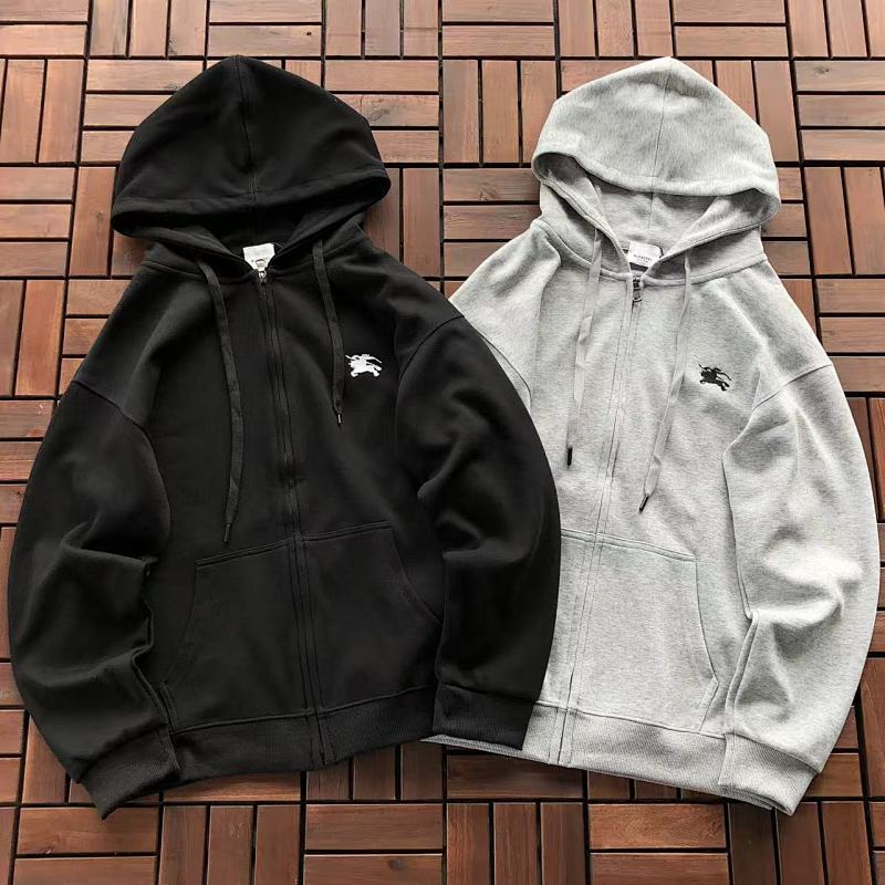 BURBERRY HOODIE 22111206 (im 176CM 58KG iwear size M in the photo)