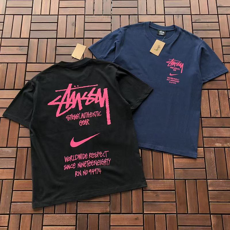 STUSSY & NIKE T-SHIRT 55082731 (im 185CM 80KG iwear size M in the photo)